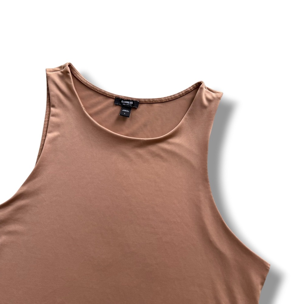 Express Body Contour Womens L Tan Beige Sleeveless Crew Neck Thong Bodysuit Chic